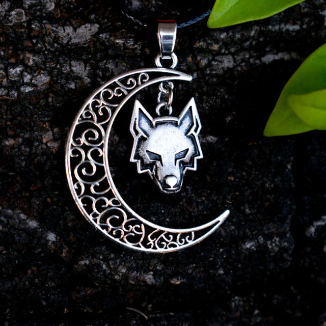 Wolf Pendant Necklace